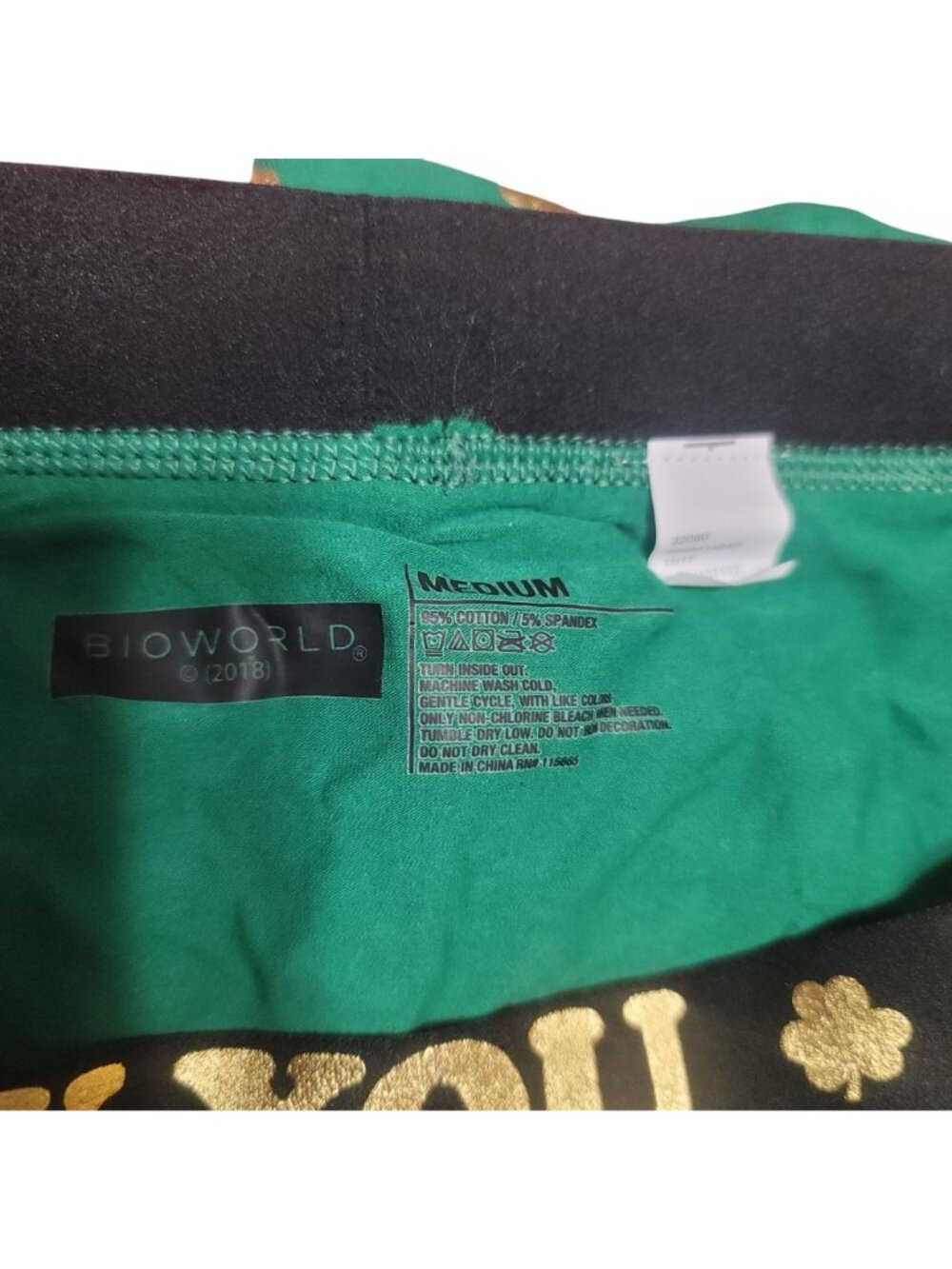 Lucky You Mens Medium Green Boxer Briefs Gold Shamrocks Bioworld New - Picture 3 of 3